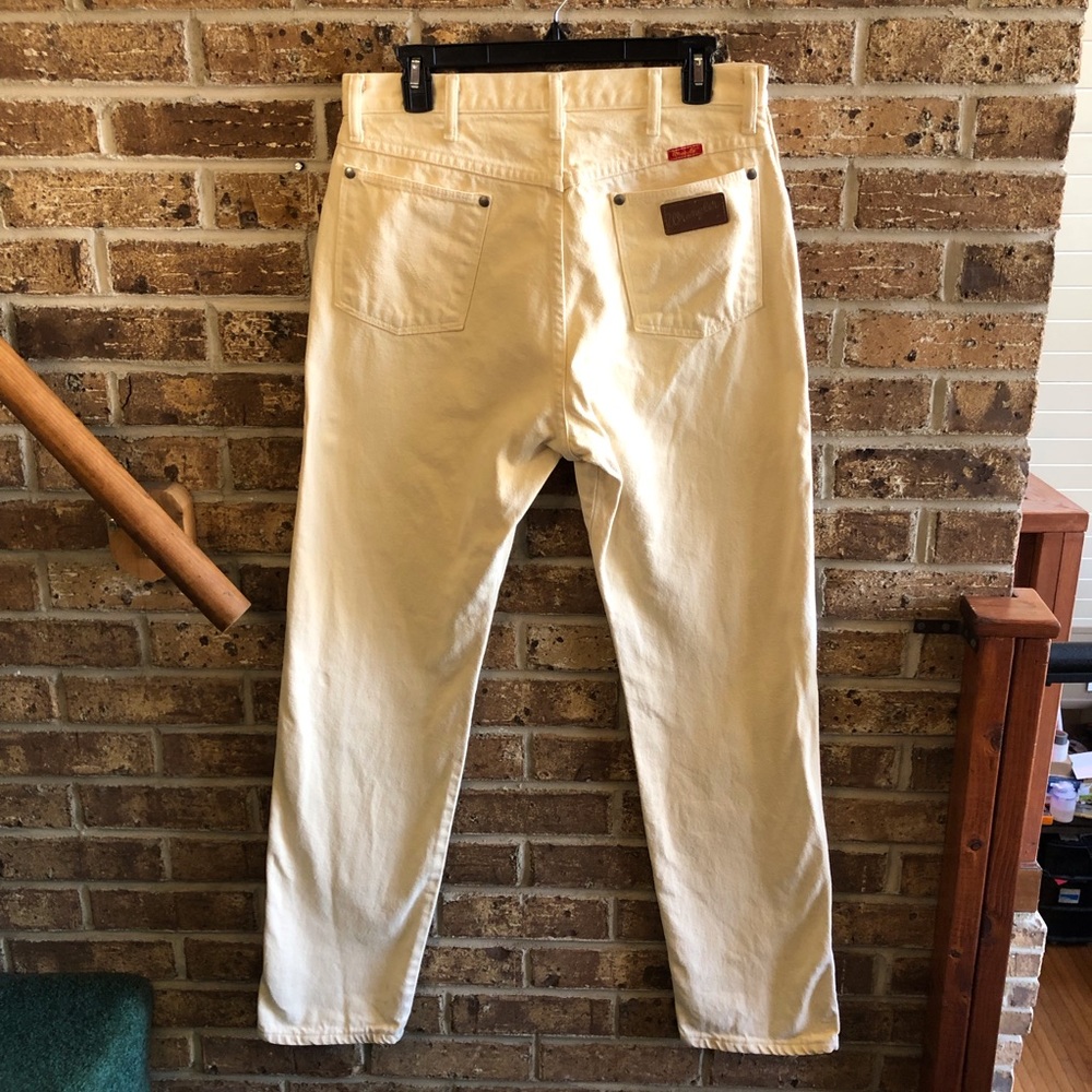 Vintage Creamy Color Wrangler Jeans
